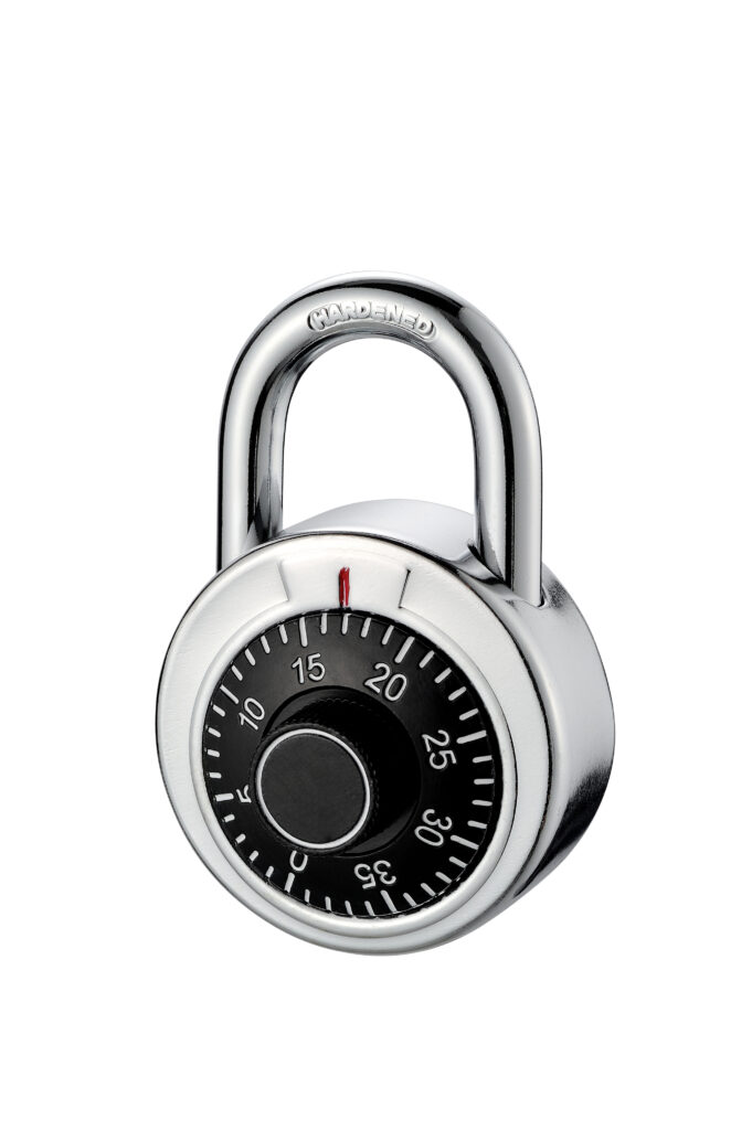 Candado Feiteli AH501 de combinación numérica de 50 mm con cuerpo metálico y arco de acero